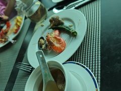 -亚洲国际大酒店·云顶阁旋转自助餐厅