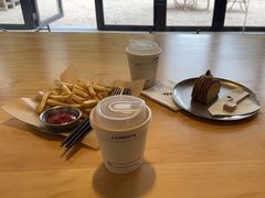 -J Create城市露营咖啡·简餐·宠物(上海动物园店)