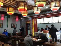 大堂-石头门坎