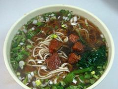 -小龙大肉面馆