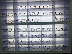 -造寸眼镜·蔡司官方授权店(东门店)