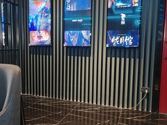 -屋有岛沉浸游戏旗舰店(中山公园店)