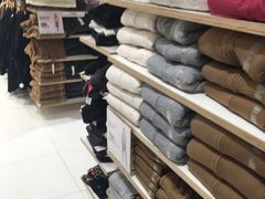 -优衣库(上海金桥太茂店)
