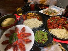 -沪小胖小龙虾(淮海中路旗舰店)
