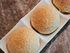 酥皮焗叉烧包-添好运点心专门店(深水埗店)