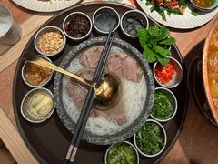 -浩海火燒雲傣家菜(芮欧百货店)