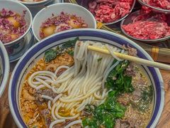 -云阿蛮云南生烫牛肉米线(奉贤路店)