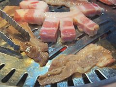 -哈哈碳都·牛肋条无限自助烤肉(台江万达店)