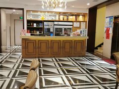 -老人和饭店(淮海中路店)