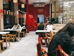 大堂-百事佳烧鸭牛腩(上海虹桥站店)