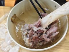 -周震馄饨