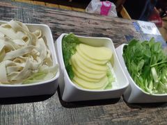 -龙虾风暴(松江店)
