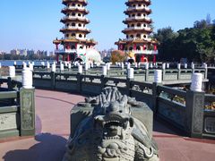 -龙虎塔