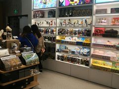 -苏宁极物(苏宁生活广场店)
