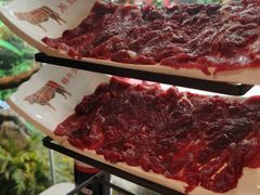 -左庭右院鲜牛肉火锅(金山万达店)