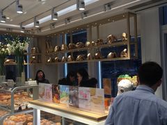 面包甜点陈列柜-好利来(朝外店)