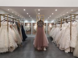 点击看大图 -Color卡诺婚纱礼服馆(南京严选店)