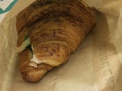 -星巴克(上海虹桥南丰城办公楼店)