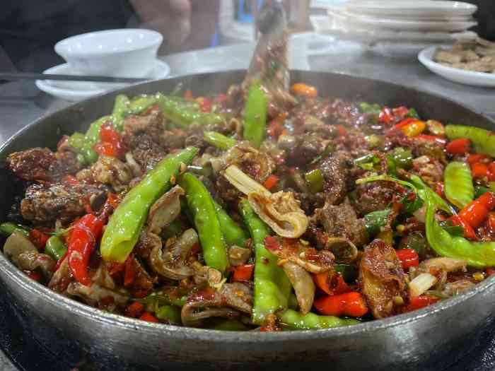 李记铁板烧-"首先听朋友说这家店是一家10多年的,老店.