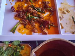 -隔壁老王·家常云南菜(花巷店)