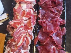 -果松木炭酸菜铜火锅·外婆参鸡汤