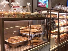 面包甜点陈列柜-山崎面包(静安久光店)