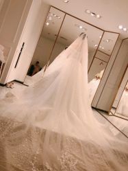 点击看大图 -GRACE KELLY婚纱与礼服(北京店)