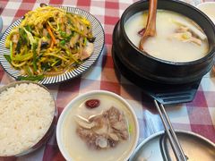 -益百岁牛尾汤(香山路店)