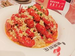 -肥肥虾庄·金牌油焖大虾(汉街SKP店)