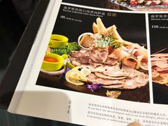 -米德维奇俄式西餐厅(西六道街店)