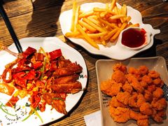 -胡桃里音乐酒馆(环亚凯瑟琳广场店)