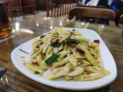 -老唐三下锅 ·张家界地标美食(溪布街店)