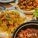 东北同事的老乡开的，88三人餐💰，锅包肉不能更正宗了