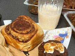 核桃肉桂卷-CHOCMONS巧克怪兽(屏风街店)