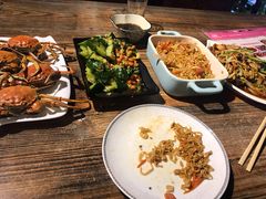 -嗨辣小聚·盘锦河蟹·海鲜烧烤龙虾(盘锦十年好店)