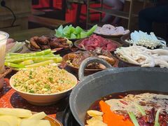 -赵美丽·重庆社区火锅·直营店(火车东站·中豪国际店)