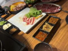 -山居屋炭火烧肉(厚街万达店)