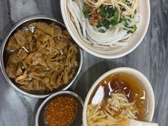 -再回首鸡肉米线(人民路一店)