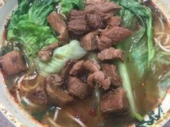 红烧牛肉面-天府面庄(天平路店)
