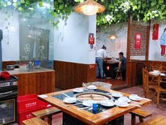 大堂-三里屯土灶炖公鸡地锅鸡(江东店)