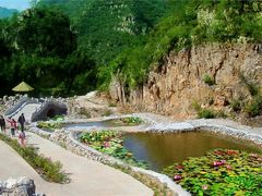 -大平台龙居瀑布旅游区