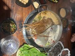 -乐山串串香老火锅(鼓楼店)