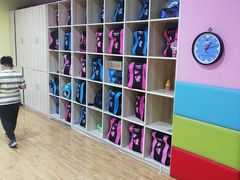 -米高蓝斯克国际轮滑中心(中铁建店)