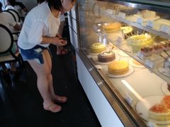 -Nadeje(Plaza Mahkota)