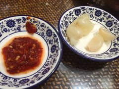 佐料（辣椒醬同蕎頭）-毅祥斋老孙家泡馍(北院门鼓楼店)
