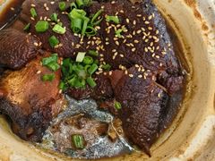 -老码头黑皮肘子锅包肉(文政街店)