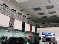-北汽鹏龙ARCFOX极狐(国贸店)