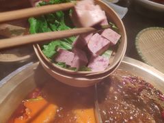 -潮火锅·麻辣牛肉火锅(观音桥方圆·LIVE店)