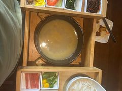 -建新园过桥米线(老街店)