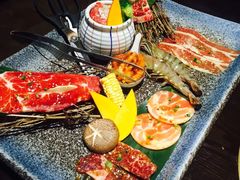 -山川小町·极番烧肉(新地假日广场店)